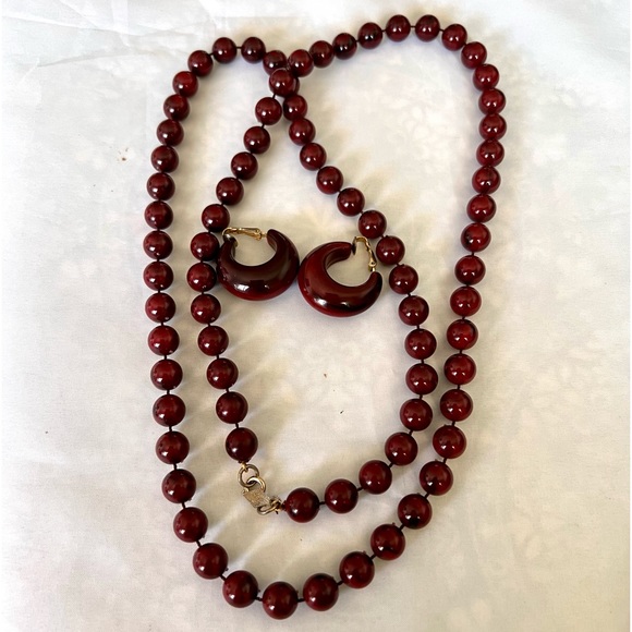 Sarah Coventry Long Necklace & Earrings Set Reddish Brown Marbled Vintage EUC - Picture 3 of 16